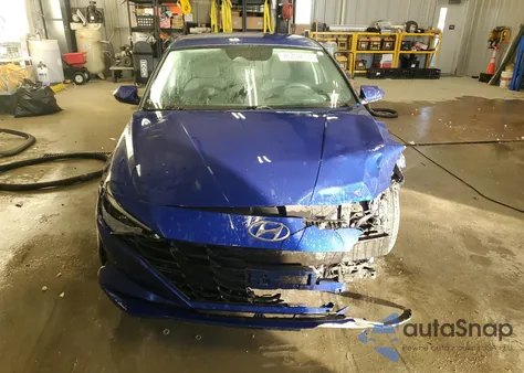 2021 Hyundai Elantra Sel from USA, damaged, VIN 5NPLM4AG2MH047057